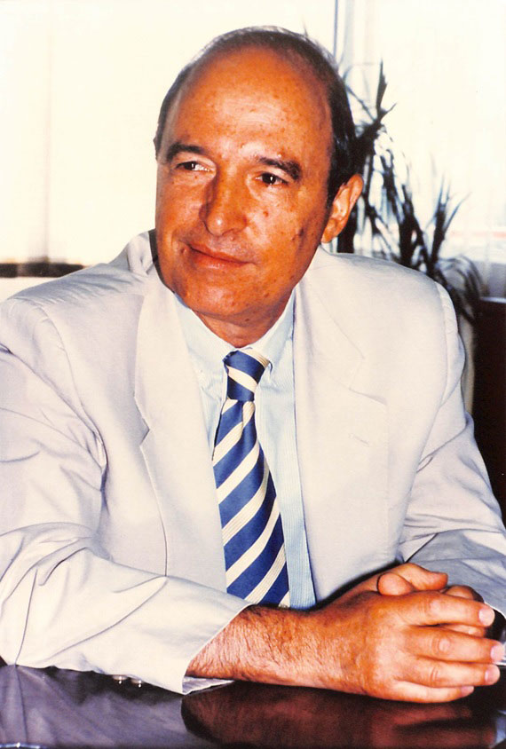 1993-1995 Υπουργός Βιομηχανίας, Ενέργειας, Έρευνας και Τεχνολογίας & Υπουργός Εμπορίου